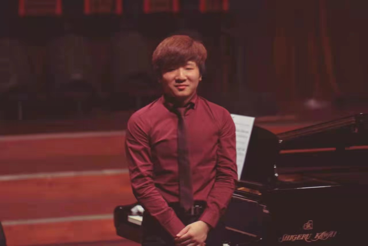 永乐高131net教师——吴晗